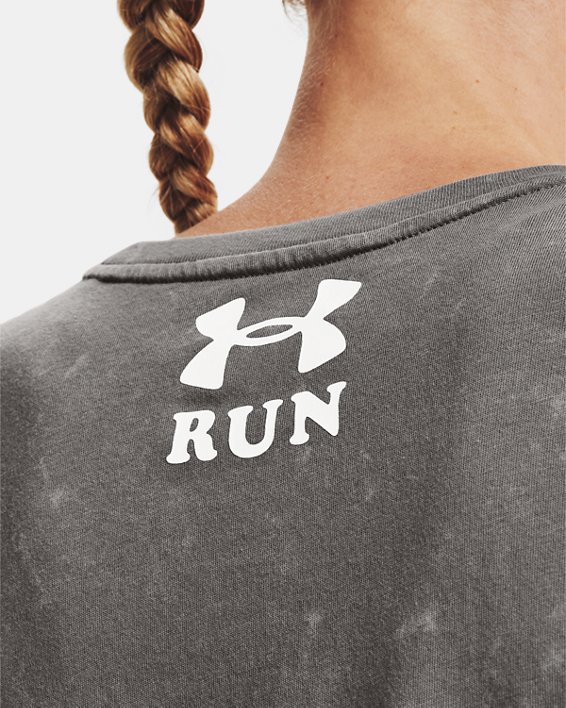 Women's UA Keep Run Weird Graphic Short Sleeve, Gray, pdpMainDesktop image number 3